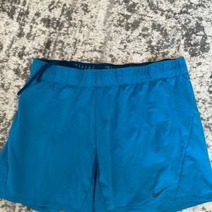 Nike short size M. No liner